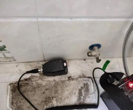 汉台屋顶漏水维修公司分享下卫生间漏水的危害及解决方法